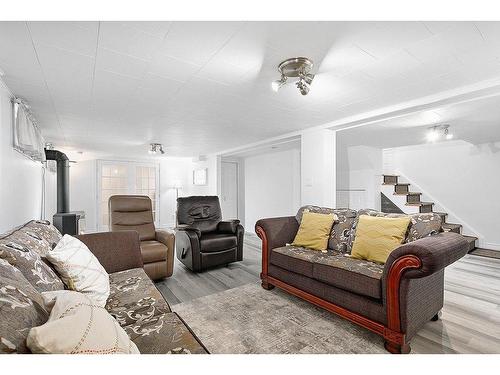 Family room - 49 Rue Albert, Fort-Coulonge, QC 