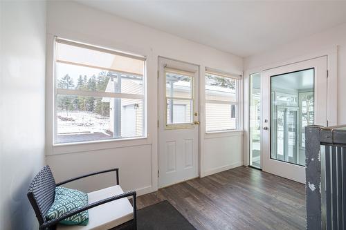 5517 6 Highway, Coldstream, BC - Indoor Photo Showing Other Room