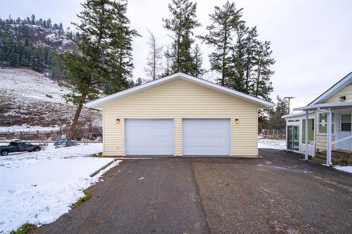 5517 6 Highway, Coldstream, BC - Outdoor