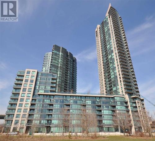 2009 - 231 Fort York Boulevard, Toronto, ON - Outdoor With Facade