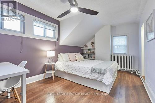 63 Valhalla Boulevard, Toronto, ON - Indoor Photo Showing Bedroom