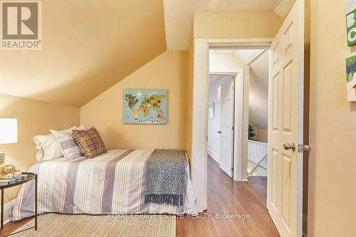 63 Valhalla Boulevard, Toronto, ON - Indoor Photo Showing Bedroom