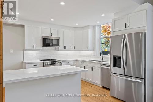 1 - 108 St Clair Avenue, Middlesex Centre (Komoka), ON - Indoor Photo Showing Kitchen With Upgraded Kitchen