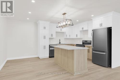 74 Duncan Street, Centre Hastings, ON - Indoor Photo Showing Kitchen