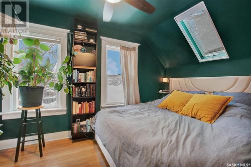 214 26Th Street W, Saskatoon, SK - Indoor Photo Showing Bedroom