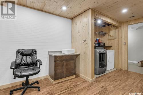 201 Hudson Avenue, Fort Qu'Appelle, SK - Indoor Photo Showing Laundry Room