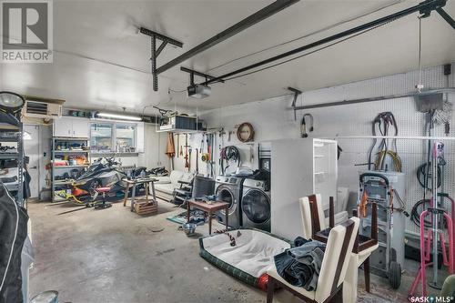 201 Hudson Avenue, Fort Qu'Appelle, SK - Indoor Photo Showing Garage