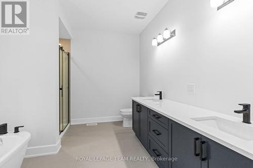 55 Tennant Drive, Rideau Lakes, ON - Indoor Photo Showing Bathroom