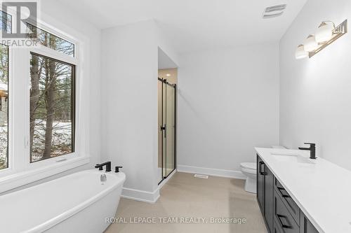 55 Tennant Drive, Rideau Lakes, ON - Indoor Photo Showing Bathroom