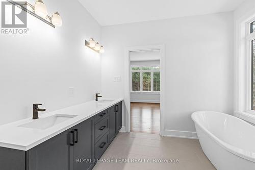 55 Tennant Drive, Rideau Lakes, ON - Indoor Photo Showing Bathroom