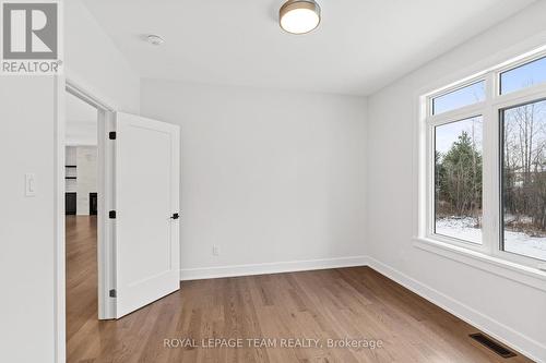 55 Tennant Drive, Rideau Lakes, ON - Indoor Photo Showing Other Room