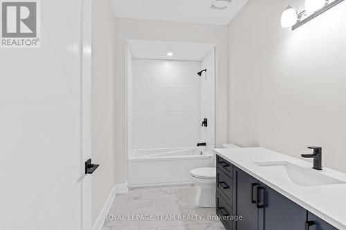 55 Tennant Drive, Rideau Lakes, ON - Indoor Photo Showing Bathroom