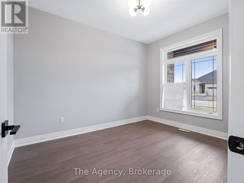 15 Austin Drive S, Welland (770 - West Welland), ON - Indoor Photo Showing Other Room