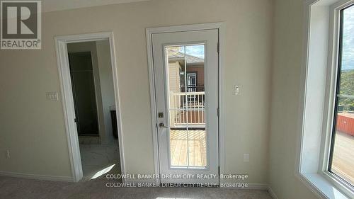 227 Gillespie Drive, Brantford, ON - Indoor Photo Showing Other Room