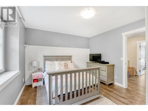 102 3825 Glen Canyon Drive, West Kelowna, BC - Indoor Photo Showing Bedroom