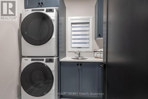 6370 Heathwoods Avenue, London, ON - Indoor Photo Showing Laundry Room