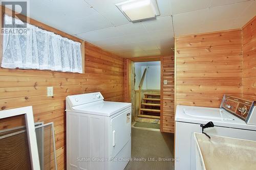 43 Toronto Street, West Perth (65 - Town Of Mitchell), ON - Indoor Photo Showing Laundry Room