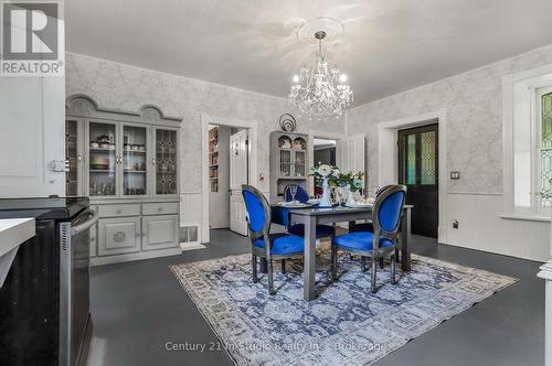 382105 Con 17 Road N, Georgian Bluffs, ON - Indoor Photo Showing Dining Room