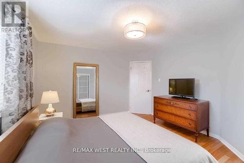 Main - 84 Mullis Crescent, Brampton, ON - Indoor Photo Showing Bedroom