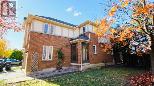 5953 Chorley (Upper) Place, Mississauga, ON - Outdoor