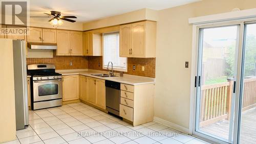 5953 Chorley (Upper) Place, Mississauga, ON - Indoor Photo Showing Kitchen With Double Sink