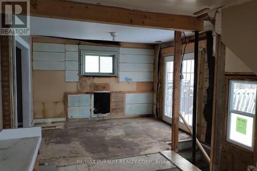 8 Queen Street, Kirkland Lake (Kl & Area), ON - Indoor Photo Showing Other Room