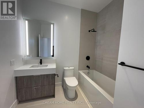 716 - 308 Jarvis Street, Toronto, ON - Indoor Photo Showing Bathroom