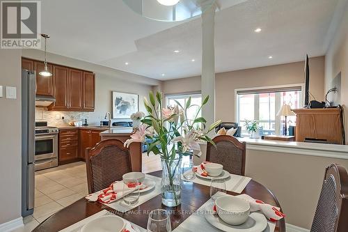 2433 Presquile Drive, Oakville, ON - Indoor Photo Showing Dining Room