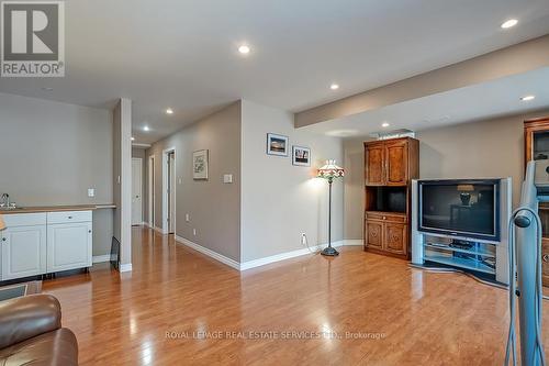 2433 Presquile Drive, Oakville, ON - Indoor