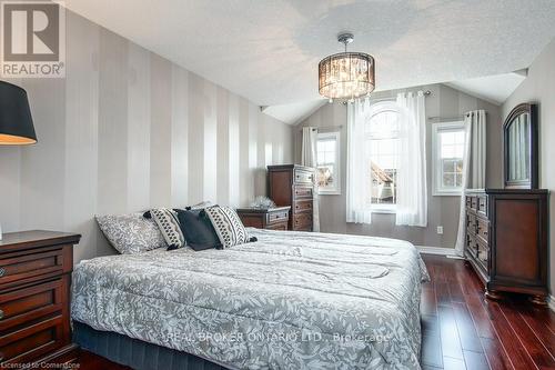 27 Verona Street, Kitchener, ON - Indoor Photo Showing Bedroom