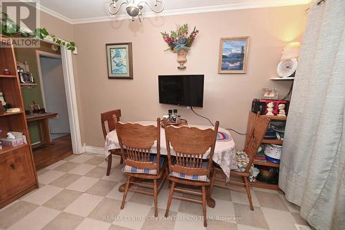 180 Centennial Avenue, St. Thomas, ON - Indoor Photo Showing Dining Room