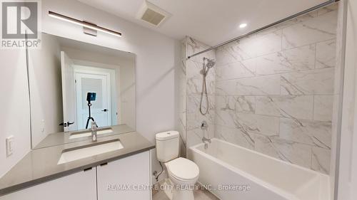 116A - 2062 Lumen Drive, London, ON - Indoor Photo Showing Bathroom