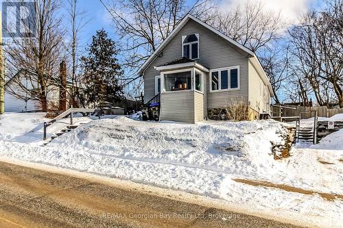 405 Bay Street, Midland, ON - Outdoor