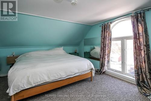 405 Bay Street, Midland, ON - Indoor Photo Showing Bedroom