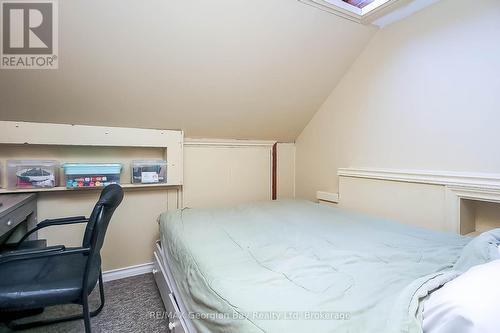 405 Bay Street, Midland, ON - Indoor Photo Showing Bedroom