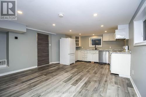 405 Bay Street, Midland, ON - Indoor Photo Showing Kitchen