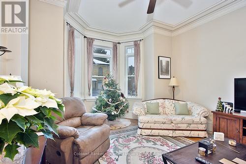 171 Nile Street, Stratford, ON - Indoor Photo Showing Living Room