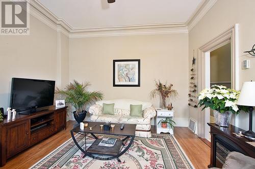 171 Nile Street, Stratford, ON - Indoor Photo Showing Living Room