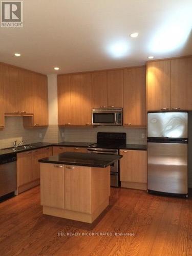 1901 - 151 Village Green Square, Toronto, ON - Indoor Photo Showing Kitchen With Double Sink