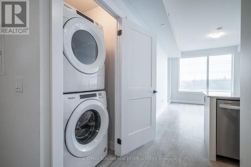 408 - 3220 William Coltson Avenue, Oakville, ON - Indoor Photo Showing Laundry Room