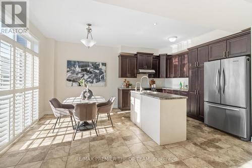 238 Medici Lane, Hamilton, ON - Indoor Photo Showing Kitchen