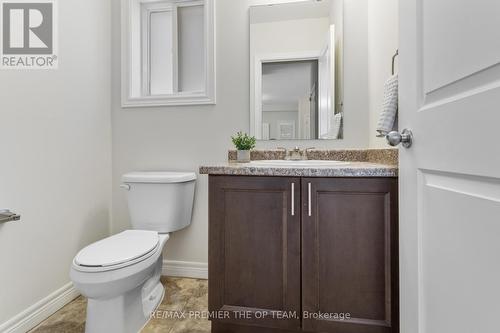 238 Medici Lane, Hamilton, ON - Indoor Photo Showing Bathroom