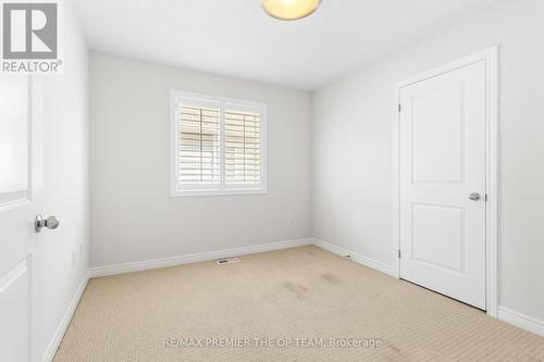 238 Medici Lane, Hamilton, ON - Indoor Photo Showing Other Room