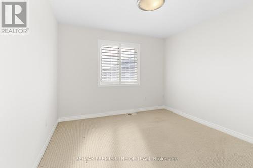 238 Medici Lane, Hamilton, ON - Indoor Photo Showing Other Room