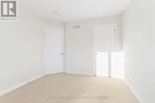 238 Medici Lane, Hamilton, ON - Indoor Photo Showing Other Room