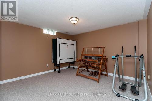 757 Guildwood Boulevard, London, ON - Indoor Photo Showing Gym Room