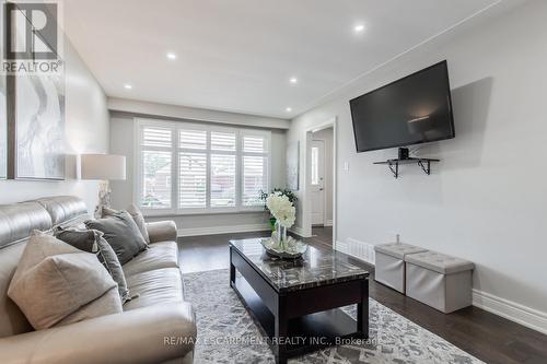 1223 Dunsmure Road, Hamilton, ON - Indoor Photo Showing Living Room