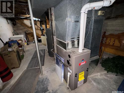 128 3Rd Avenue W, Biggar, SK - Indoor Photo Showing Basement