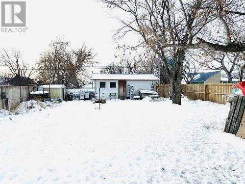 128 3Rd Avenue W, Biggar, SK - Outdoor