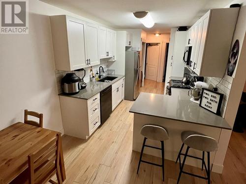 769 Klo Road Unit# 216, Kelowna, BC - Indoor Photo Showing Kitchen